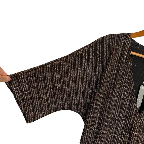 NWT! Spense glittery wrap dress. Size medium - Picture 10 of 10